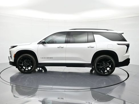 Certified 2024 Chevrolet Traverse RS w/ LPO, Floor Liner Package image 9