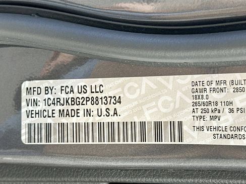 Used 2023 Jeep Grand Cherokee L Limited image 34