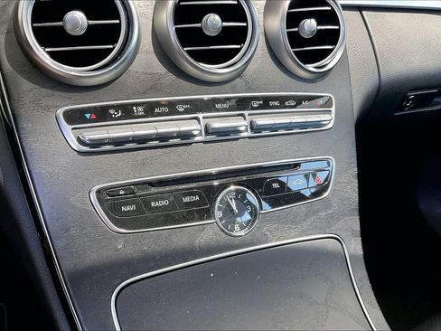 Used 2017 Mercedes-Benz C 300 Sedan image 32