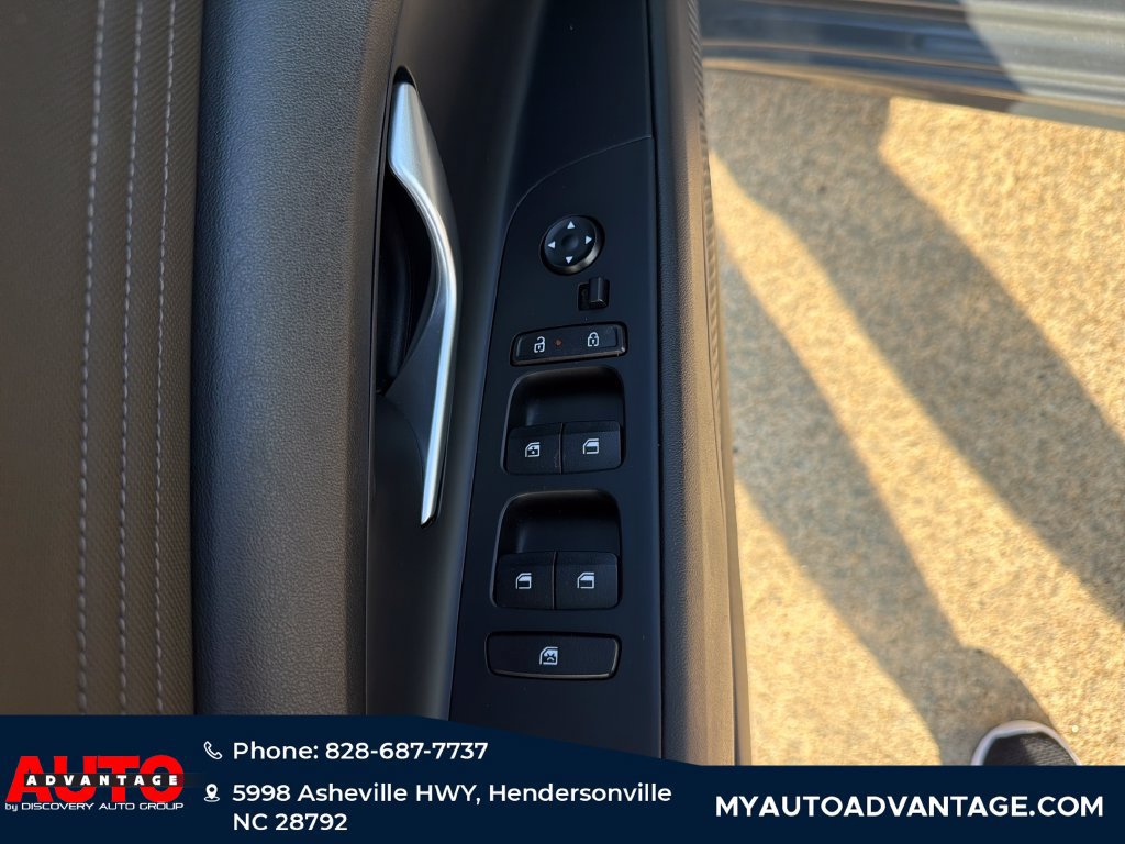 Used 2025 Hyundai Elantra SEL FWD image 11