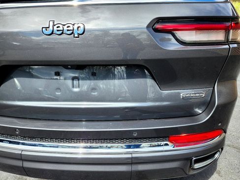 Used 2022 Jeep Grand Cherokee L Overland w/ Luxury Tech Group IV image 38