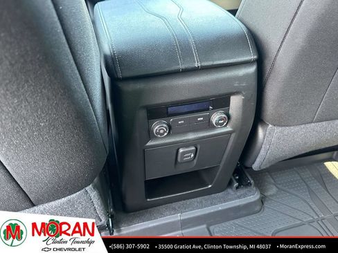 Certified 2024 Chevrolet Traverse LT w/ LPO, Floor Liner Package AWD/4WD image 13