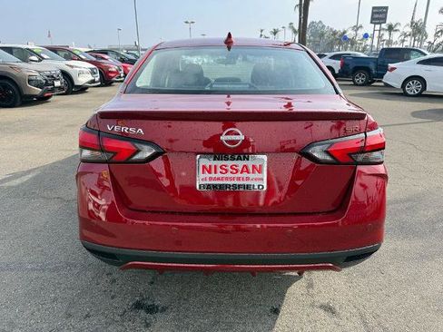 New 2025 Nissan Versa SR w/ Trunk Package image 5