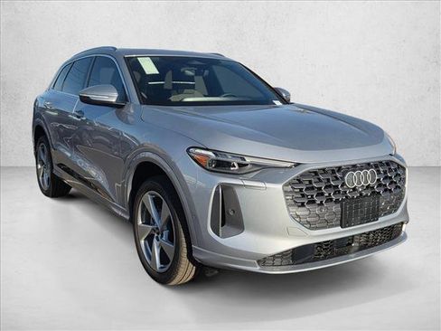 New 2025 Audi Q5 Premium Plus image 7