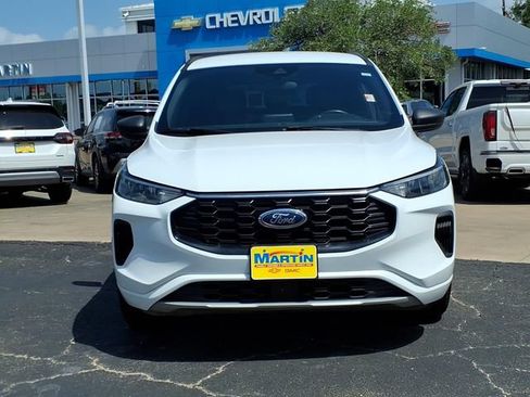 Used 2023 Ford Escape ST-Line FWD image 2