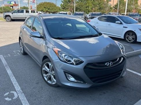 Used 2014 Hyundai Elantra GT w/ Option Group 02 image 2
