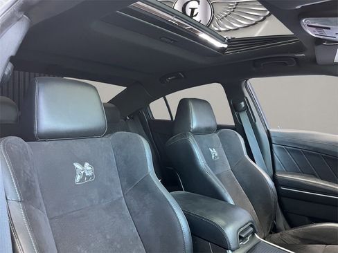 Used 2019 Dodge Charger Scat Pack w/ Plus Group image 16