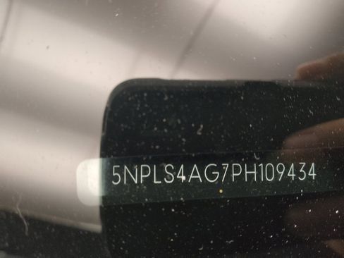 Used 2023 Hyundai Elantra SEL w/ Convenience Package FWD image 33