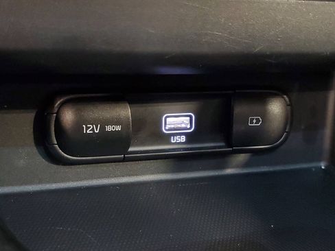 Certified 2023 Kia Seltos S w/ Navigation Package AWD/4WD image 22