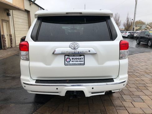 Used 2012 Toyota 4Runner SR5 image 3