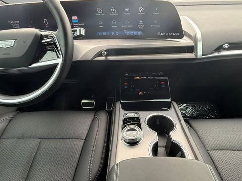 Certified 2026 Cadillac Vistiq Sport AWD/4WD image 3