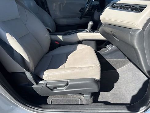 Used 2016 Honda HR-V EX-L image 17