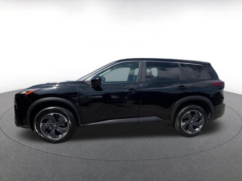 Used 2025 Nissan Rogue SV FWD image 9