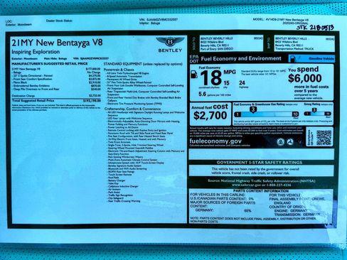 Used 2021 Bentley Bentayga image 3