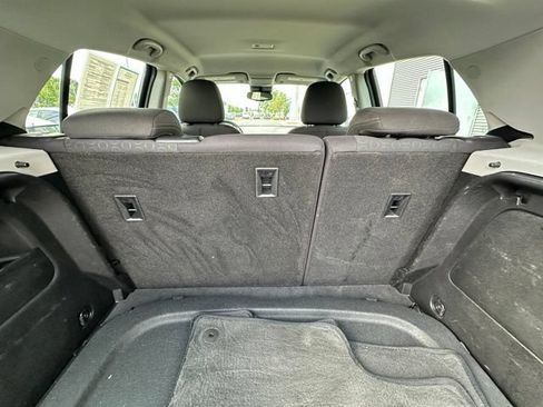 Used 2017 Chevrolet Trax LS AWD/4WD image 18