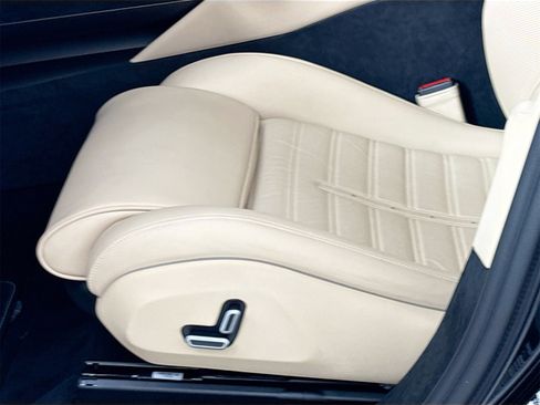 Certified 2025 Ferrari Purosangue image 12