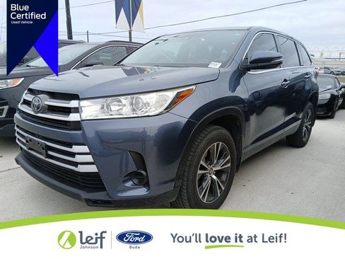 Used 2019 Toyota Highlander LE image 1