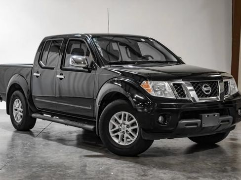 Used 2019 Nissan Frontier SV RWD image 10