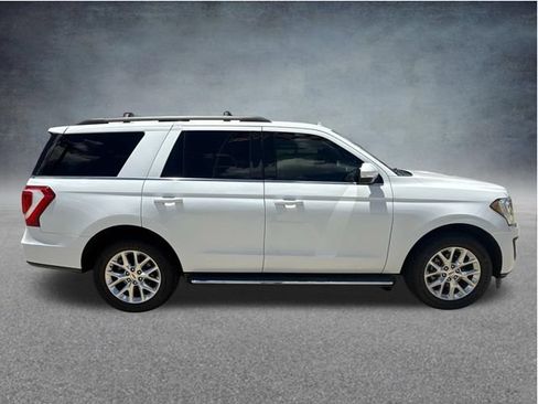 Used 2021 Ford Expedition XLT RWD image 12