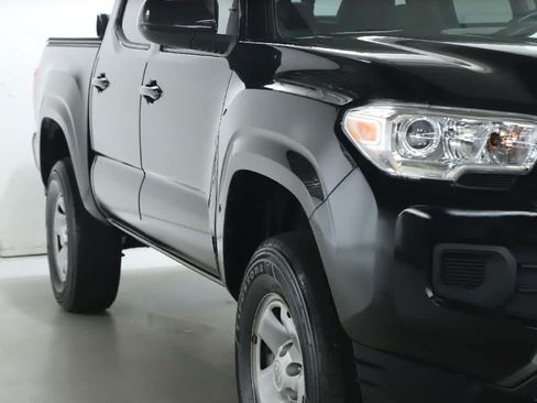 Certified 2023 Toyota Tacoma SR AWD/4WD image 8