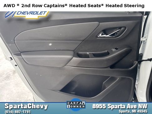 Used 2023 Chevrolet Traverse LT image 17