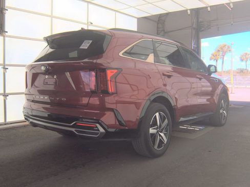 Used 2021 Kia Sorento S image 7
