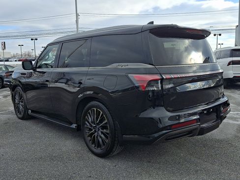 Certified 2025 INFINITI QX80 Autograph w/ Premium Cargo Package image 4