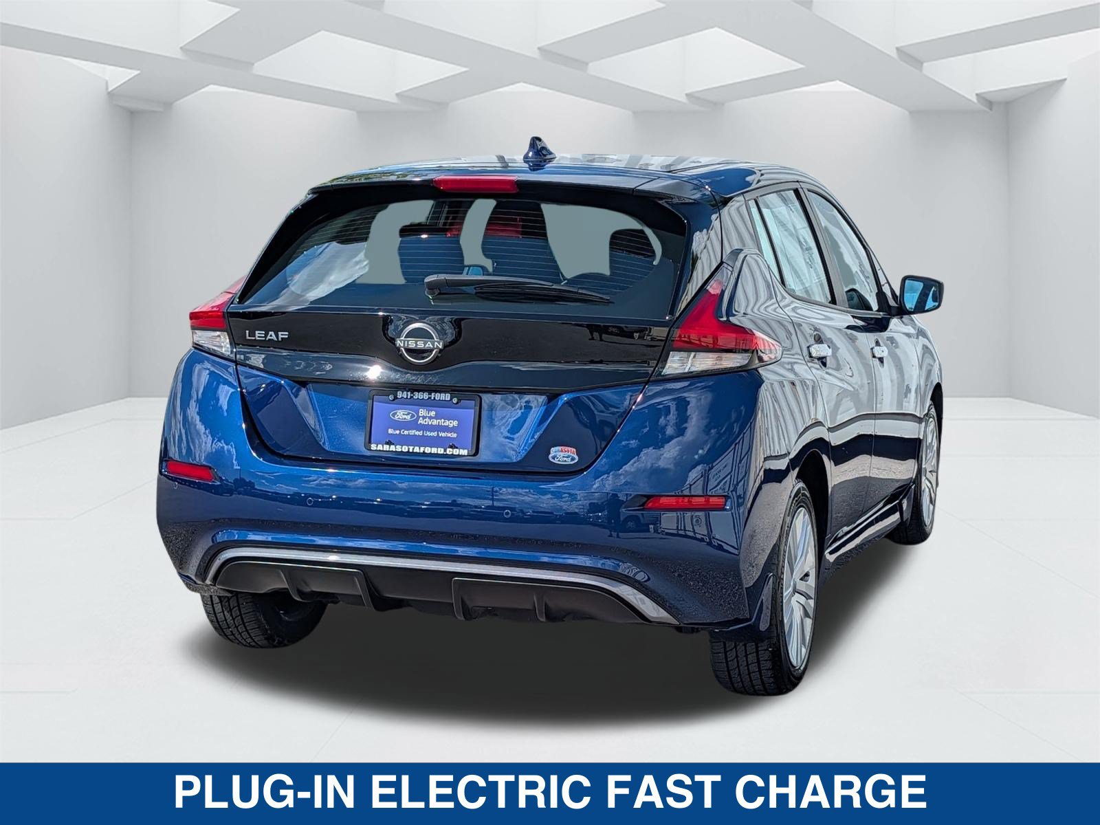 Used 2025 Nissan Leaf S FWD image 5