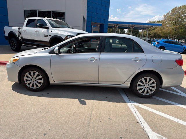 Used 2012 Toyota Corolla LE FWD image 8