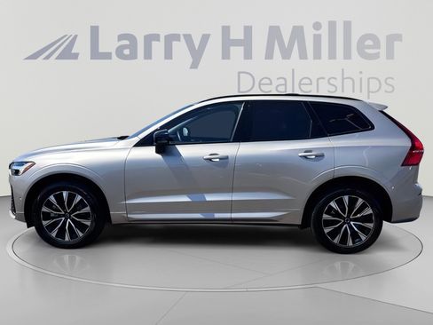 Used 2025 Volvo XC60 B5 Plus AWD/4WD image 2