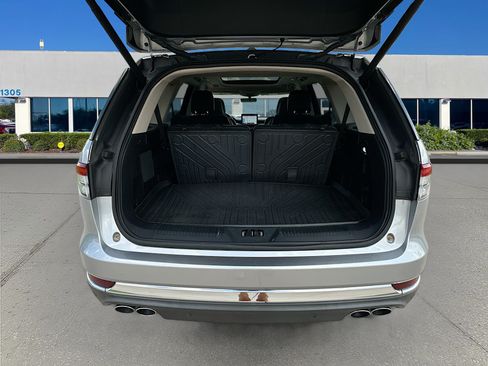 Used 2021 Lincoln Aviator Reserve w/ Equipment Group 201A AWD/4WD image 27