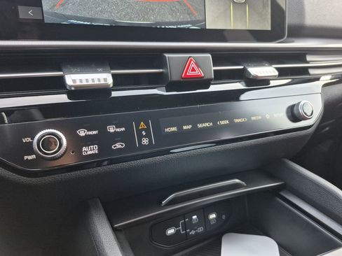 New 2026 Kia Sportage SX Prestige image 24