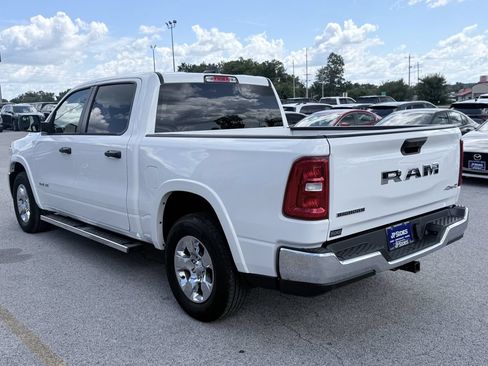 Used 2025 RAM 1500 Big Horn AWD/4WD image 7
