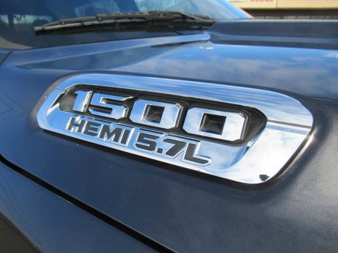 Used 2019 RAM 1500 Big Horn image 11