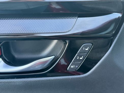 Used 2024 Honda CR-V EX-L image 9