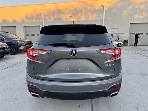 Used 2023 Acura RDX AWD w/ Advance Package image 6
