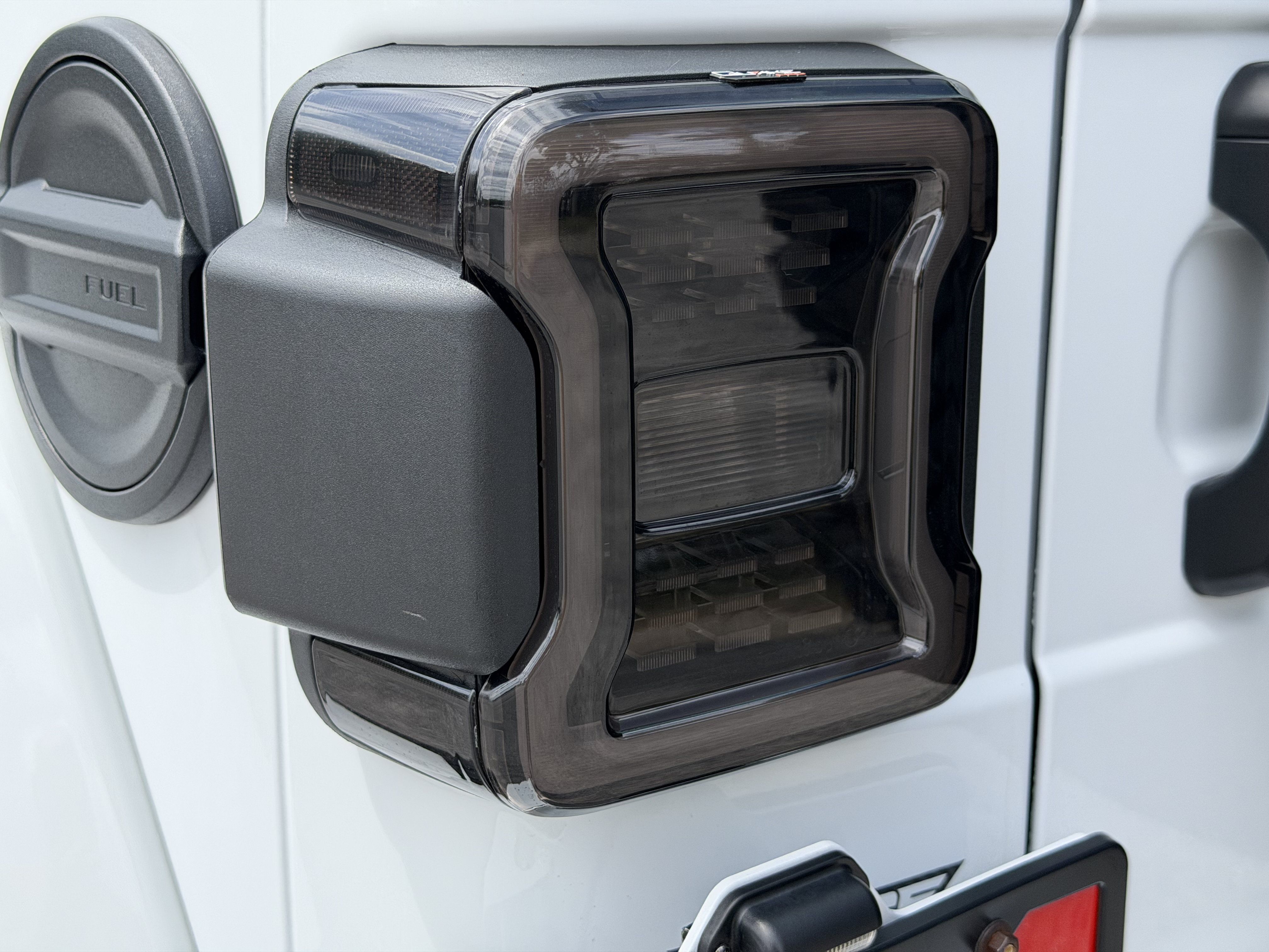 Used 2025 Jeep Wrangler Unlimited Sahara AWD/4WD image 15