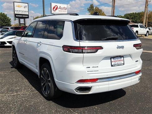 Used 2023 Jeep Grand Cherokee L Overland image 3