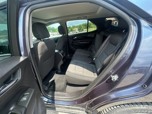 Used 2018 Chevrolet Equinox LT w/ Sun & Infotainment Package AWD/4WD image 17