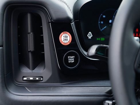 New 2026 Porsche Cayenne GTS image 29