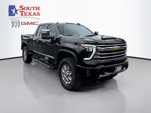 Used 2024 Chevrolet Silverado 2500 High Country w/ High Country Premium Package AWD/4WD image 1