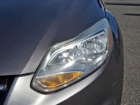 Used 2012 Ford Focus S FWD image 9