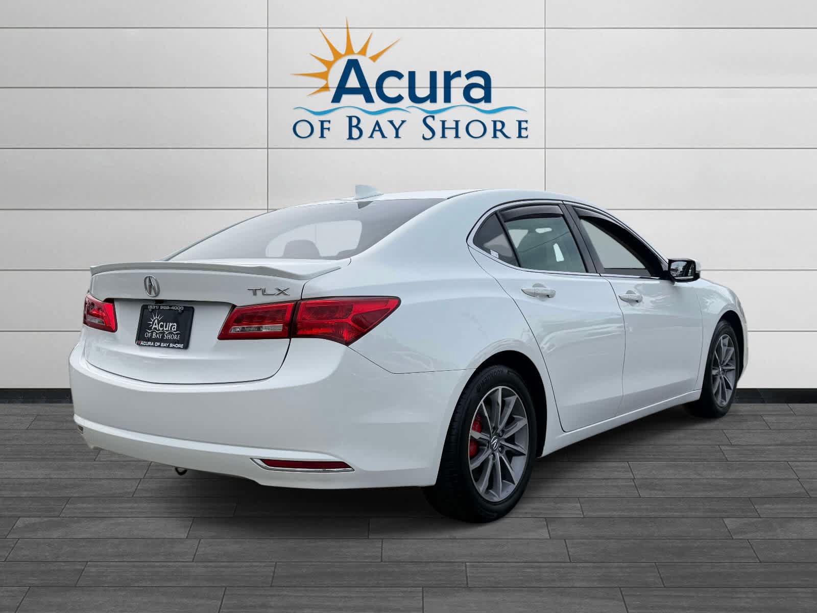 Used 2018 Acura TLX w/ Technology Package FWD image 6