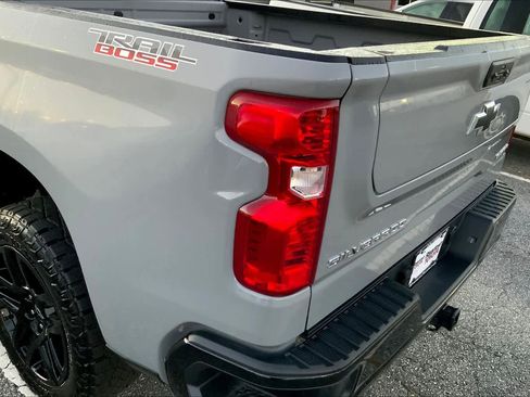 Used 2025 Chevrolet Silverado 1500 Custom Trail Boss image 25