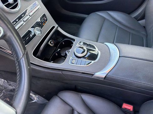 Used 2021 Mercedes-Benz C 300 Sedan image 19