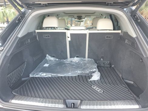 Certified 2025 Audi Q5 Premium w/ Premium Plus AWD/4WD image 16