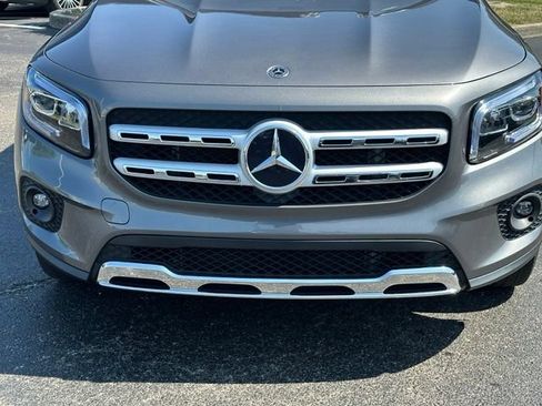Used 2021 Mercedes-Benz GLB 250 4MATIC image 3