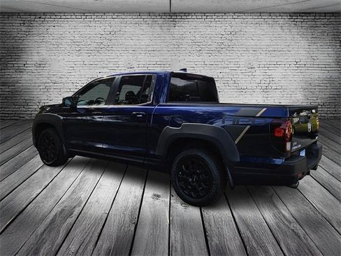 Certified 2023 Honda Ridgeline RTL image 3