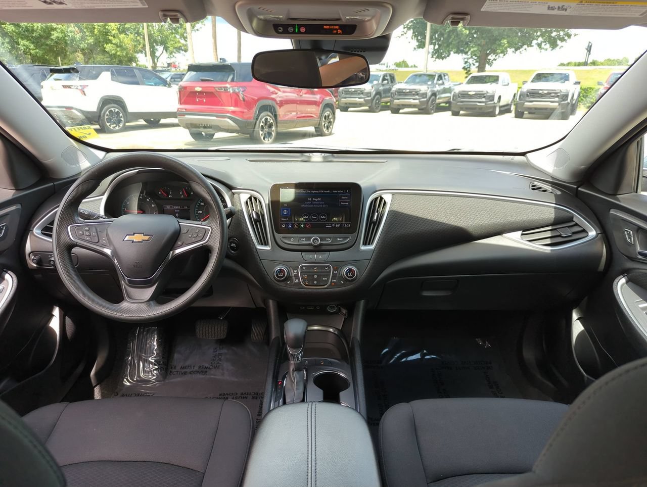 Used 2025 Chevrolet Malibu LT FWD image 20