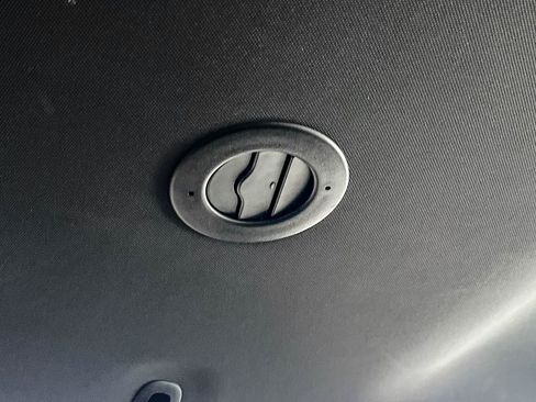 Used 2023 Chevrolet Suburban Premier image 24